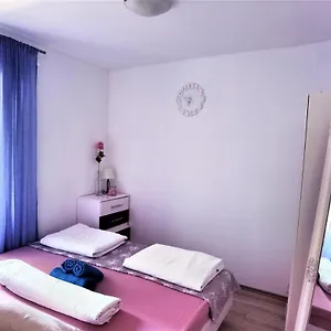 Chloe Apartamento Trogir