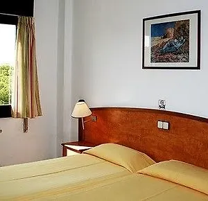 Cabot Tres Torres Apartament